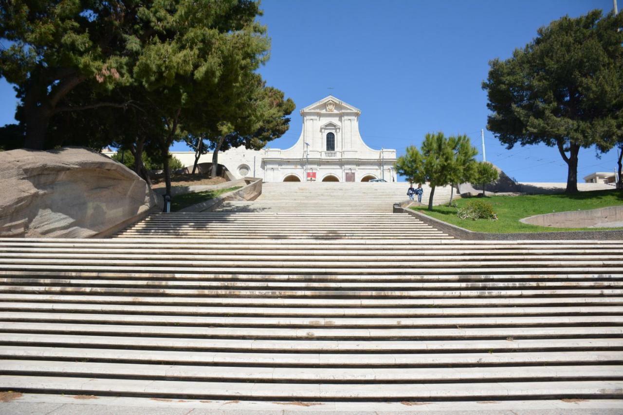 Giardini E Mare Acomodação com café da manhã Quartu SantʼElena Exterior foto