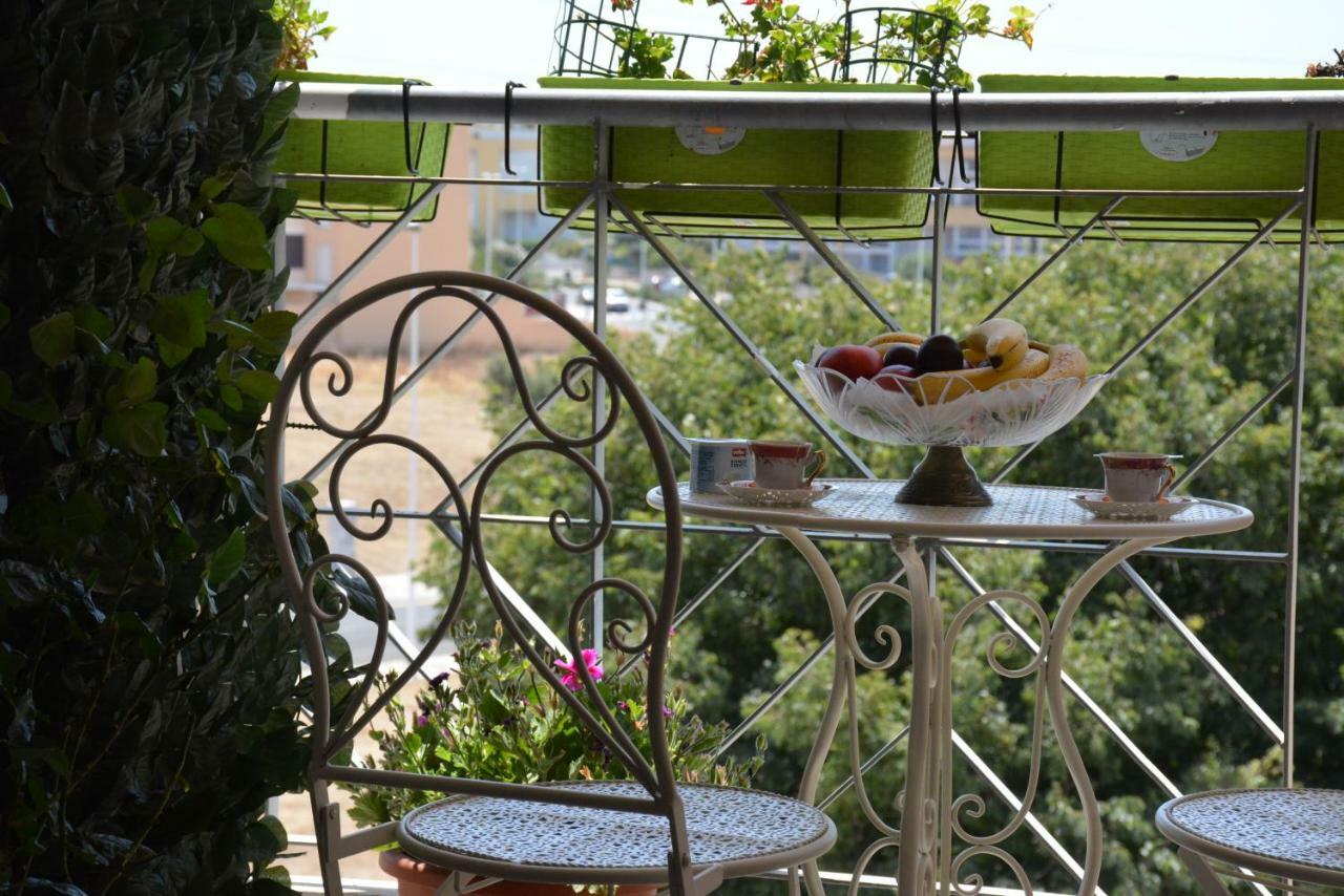 Giardini E Mare Acomodação com café da manhã Quartu SantʼElena Exterior foto